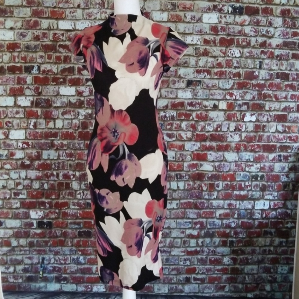 ➡️SALE ♡Floral Print Bodycon Dress - Picture 2 of 3